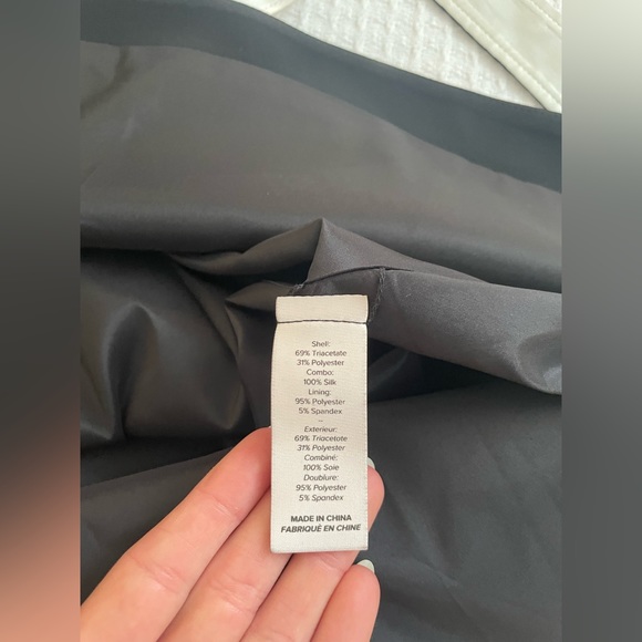 CINQ a' SEPT NWT'S SEXY SECRETARY CLASSY YET SEXY LITTLE BLACK DRESS | Size 6 - Picture 14 of 16